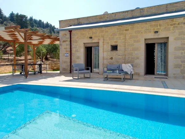 Sea View 123 m² Villa with Two Bedrooms for Sale in Filippos, Apokoronas — photo 3
