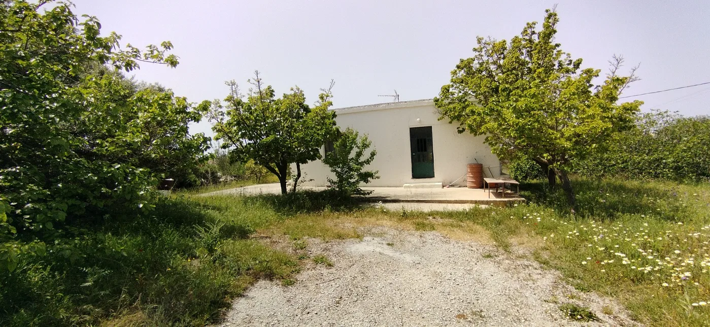 Three-Bedroom Villa for Sale in Chorafakia, Akrotiri