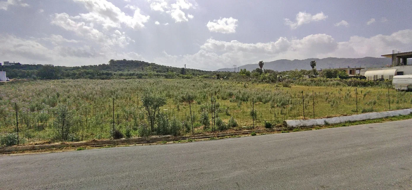 4,144 m² Plot for Sale in Varipetro, Chania