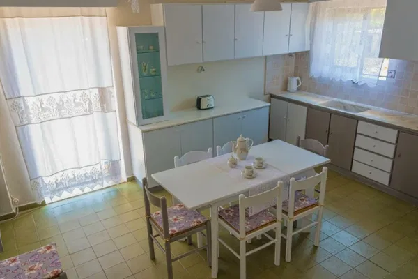 280 m² Hotel for Sale in Rethymnon — photo 3