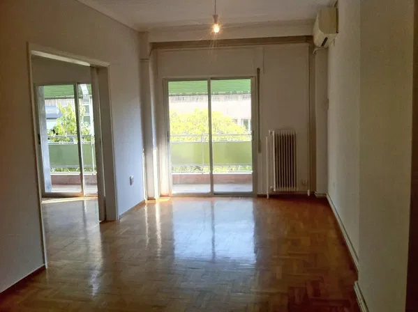 115 m² Three-Bedroom Apartment for Sale in Center Thessaloniki, Thessaloniki — photo 3