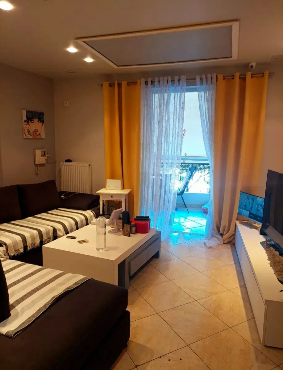 100 m² Three-Bedroom Apartment for Sale in Sepolia, Athens Center