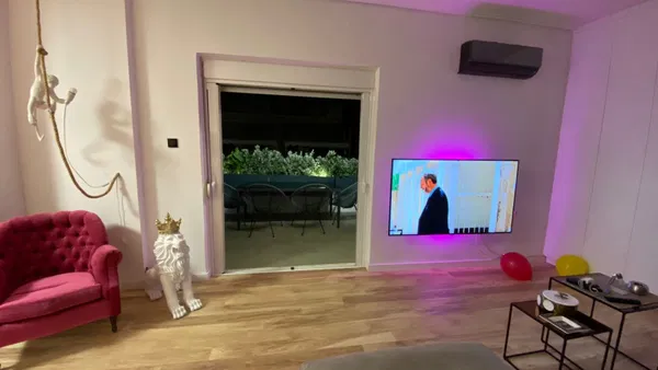 Renovated 56 m² Penthouse with One Bedrooms for Sale in Center Athens, Athens Center — photo 3