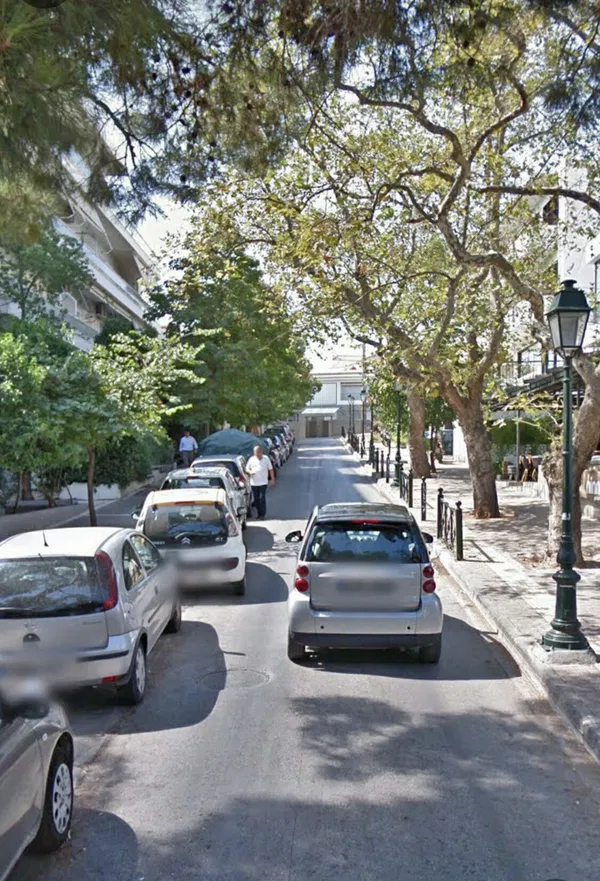 600 m² Plot for Sale in Kifisia, Athens Northern suburbs — photo 3