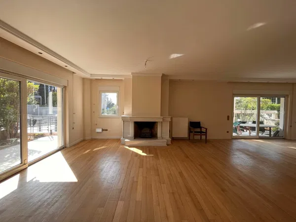 Four-Bedroom Apartment for Rent in Agia Paraskevi Athens, Athens Northern suburbs — photo 4