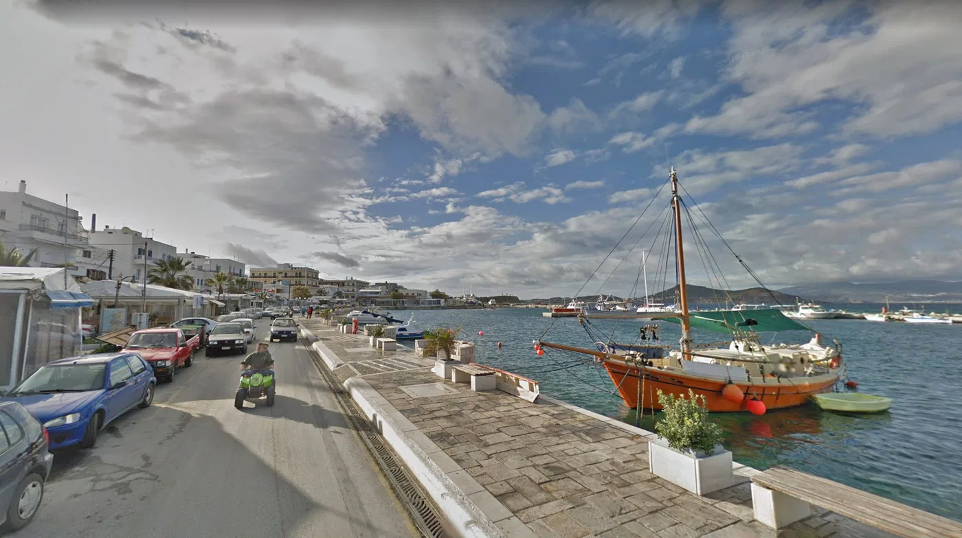 Sea View Building for Sale in Naxos, Cyclades