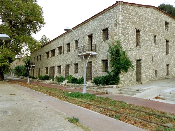Sea-View Building for Sale in Aigio, Peloponnese — photo 2
