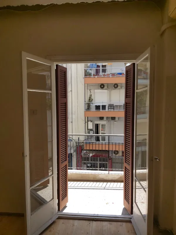 65 m² Two-Bedroom Apartment for Sale in Center Thessaloniki, Thessaloniki — photo 5