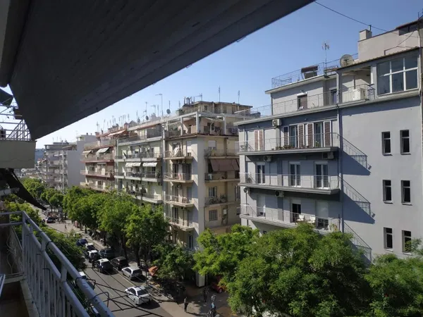94 m² Two-Bedroom Apartment for Sale in Center Thessaloniki, Thessaloniki