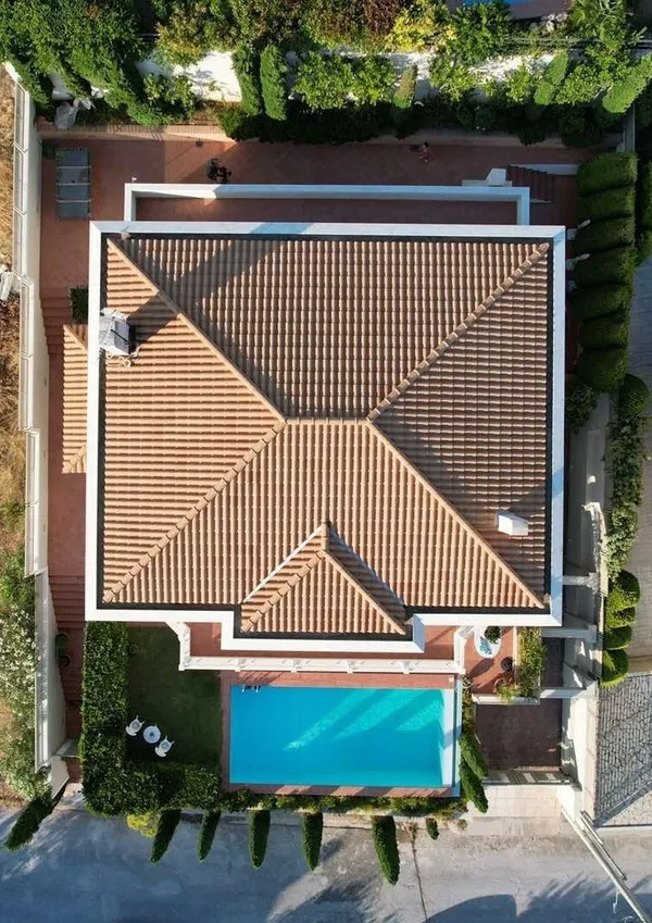Three-Bedroom Seafront Villa for Sale in Saronida, Attica — photo 5