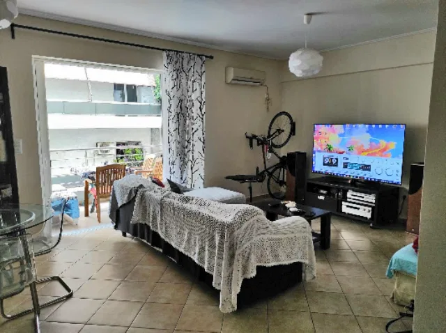 Two-Bedroom Apartment for Sale in Neos Kosmos, Athens Center with Autonomous heating