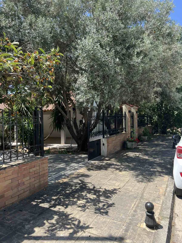 650 m² Plot for Sale in Kifisia, Athens Northern suburbs