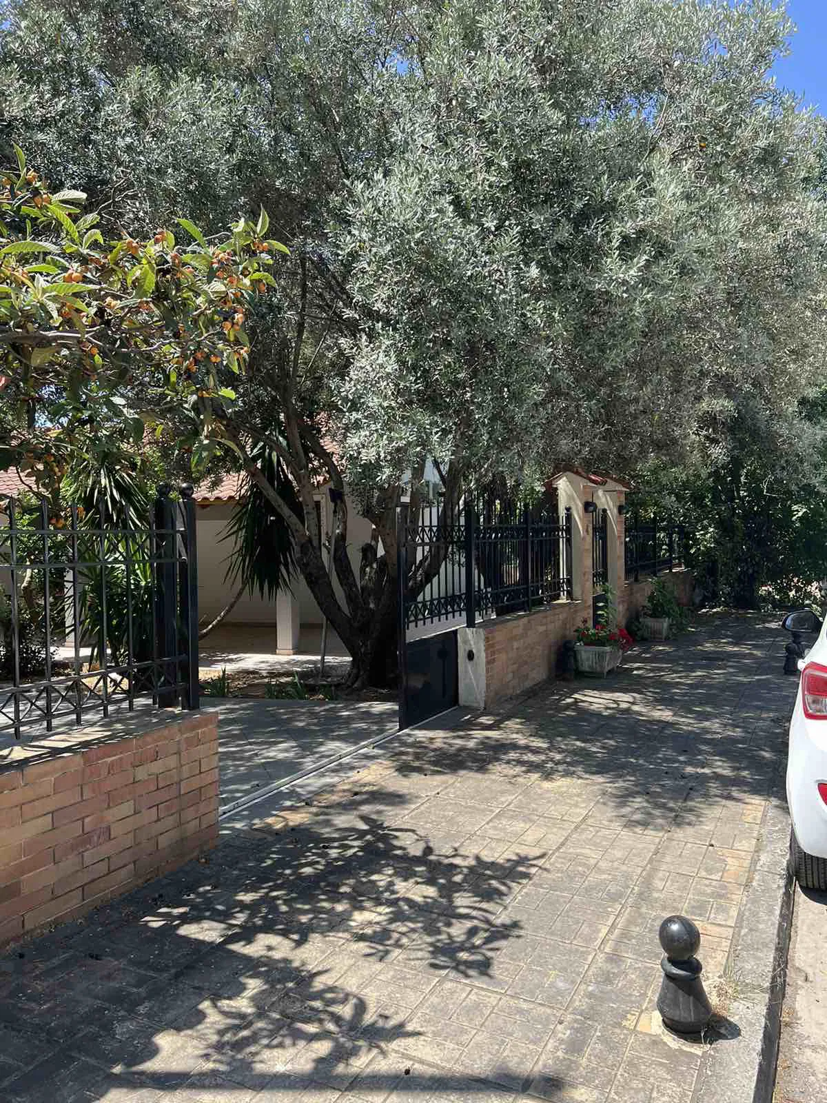 650 m² Plot for Sale in Kifisia, Athens Northern suburbs