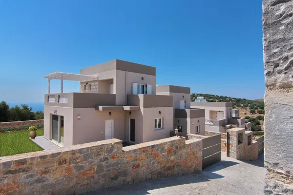Two-Bedroom Villa for Sale in Kounali, Agios Nikolaos
