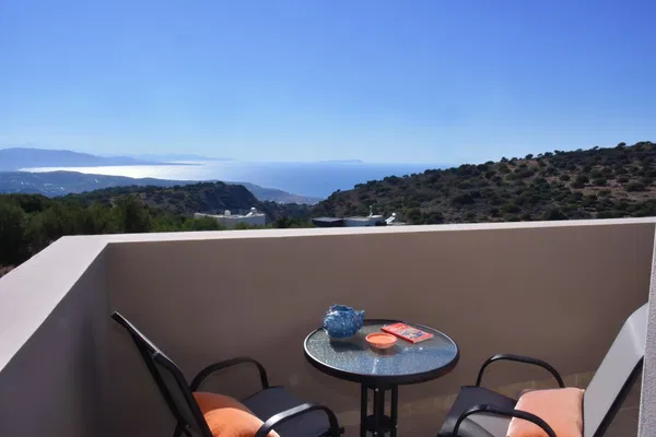 Two-Bedroom Villa for Sale in Kounali, Agios Nikolaos — photo 2