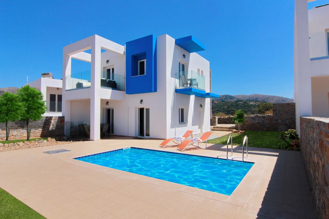 Three-Bedroom Villa for Sale in Agios Nikolaos, Lasithi