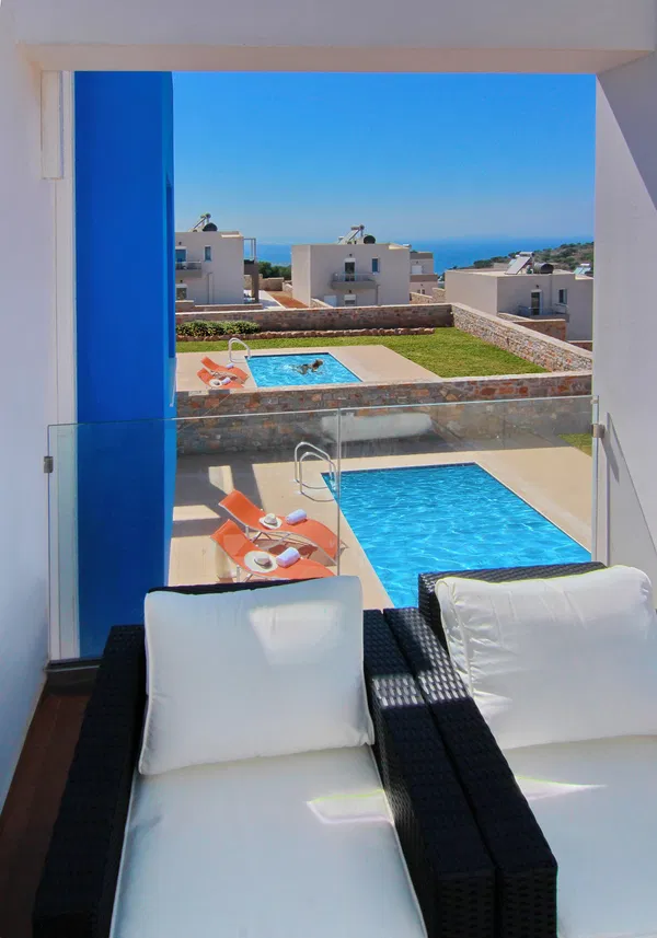 Three-Bedroom Villa for Sale in Agios Nikolaos, Lasithi — photo 2
