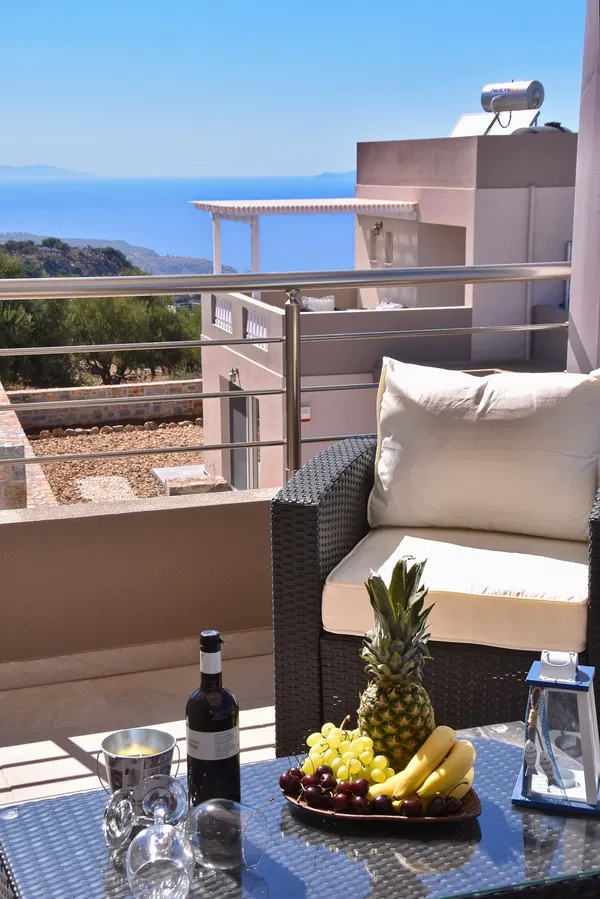 Two-Bedroom Villa for Sale in Agios Nikolaos, Lasithi — photo 2