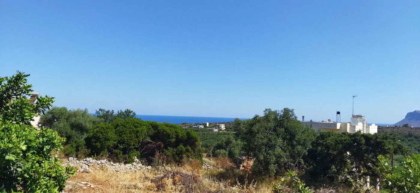 Sea-View 915 m² Land for Sale in Kounoupidiana, Akrotiri