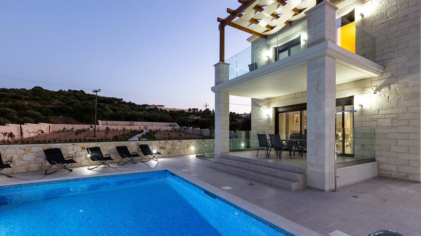 Five-Bedroom Villa for Sale in Almyrida, Apokoronas