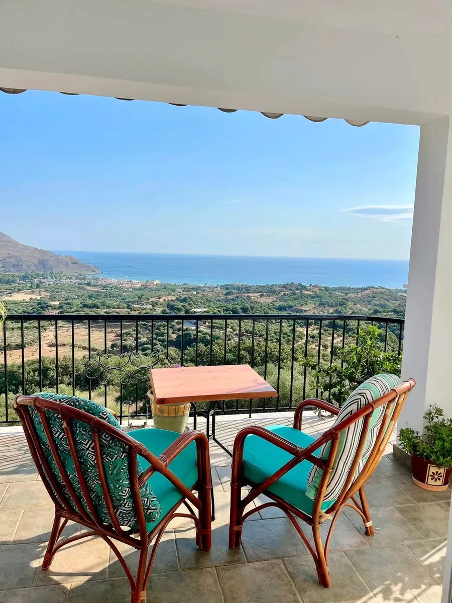 Sea View 120 m² Apartment with Three Bedrooms for Sale in Georgioupolis, Apokoronas