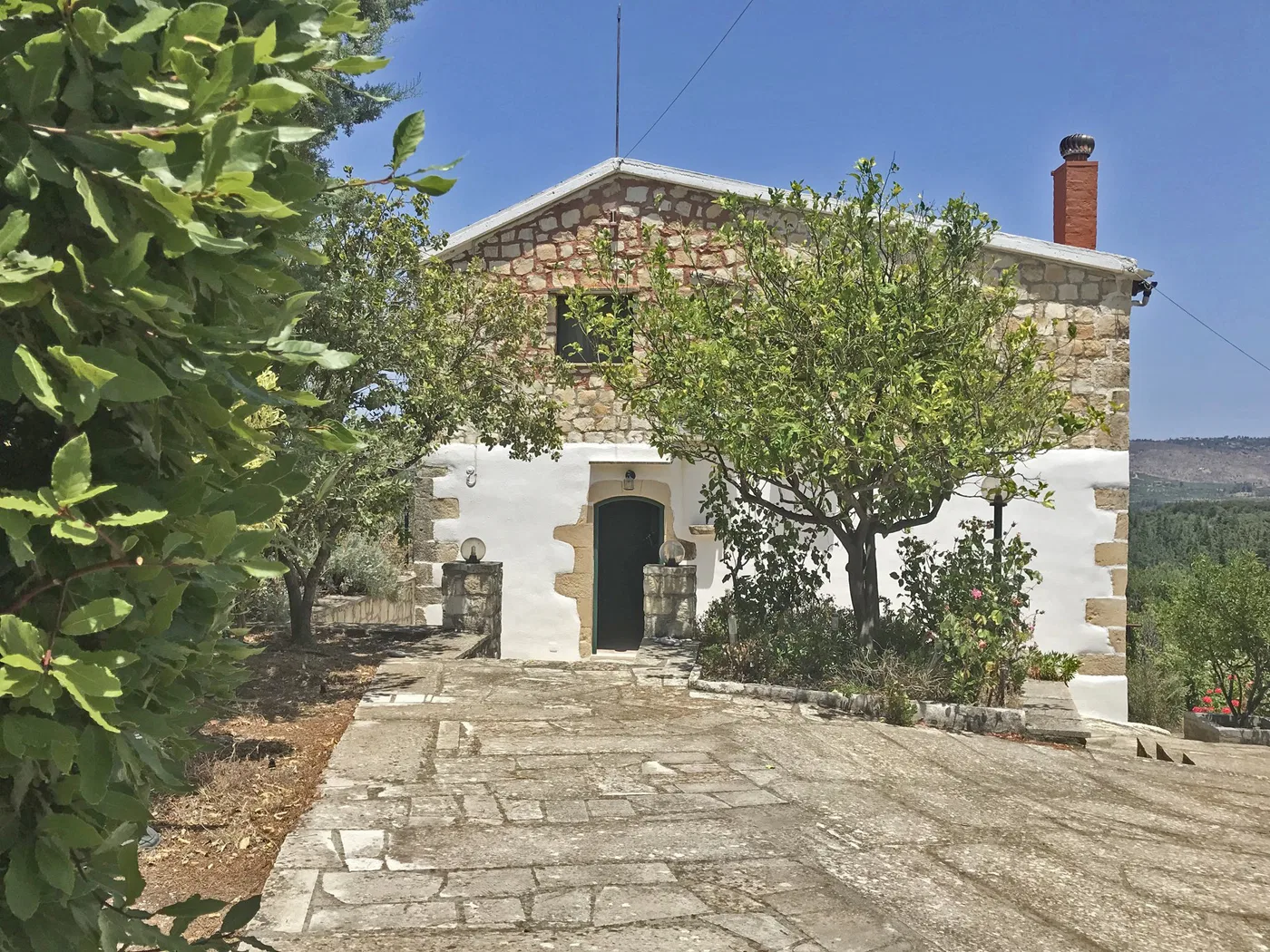 Five-Bedroom Villa for Sale in Vryses, Apokoronas