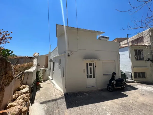 Eight-Bedroom Apartment for Sale in Chania — photo 4