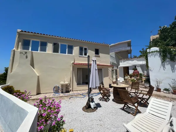 Eight-Bedroom Apartment for Sale in Chania — photo 3
