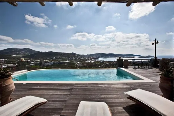 Five-Bedroom Villa for Sale in Syros, Cyclades — photo 4