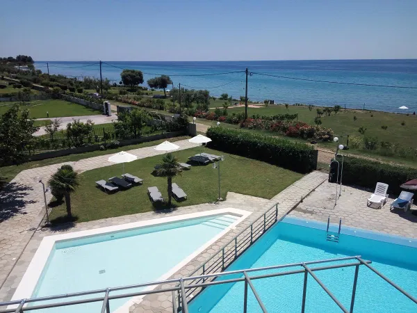 4000 m² Sea View Hotel for Sale in Halkidiki