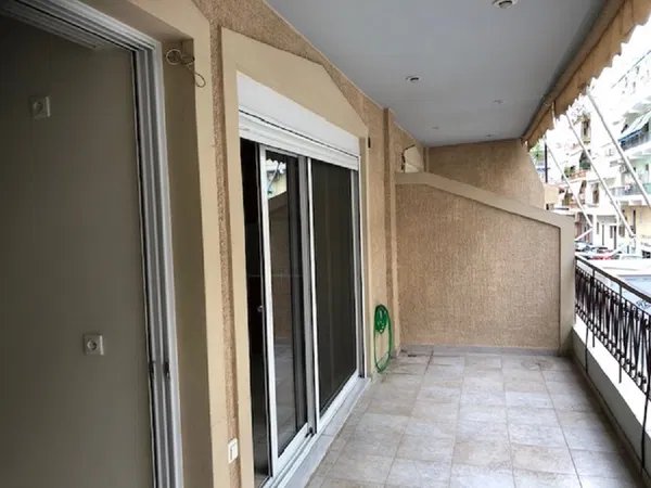 68 m² Apartment with Two Bedrooms for Sale in Neos Kosmos, Athens Center — photo 2