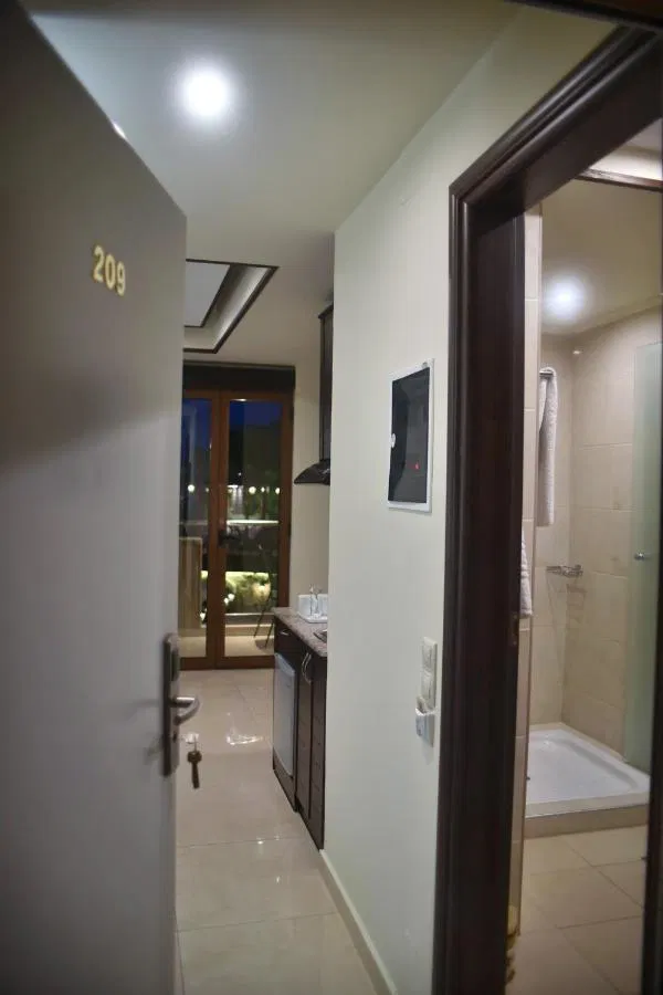 Hotel for Sale in Heraklion with Bar — photo 5