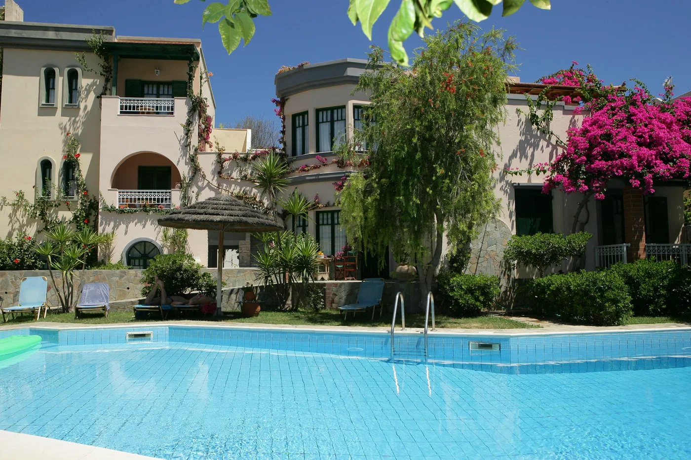 950 m² Hotel for Sale in Heraklion