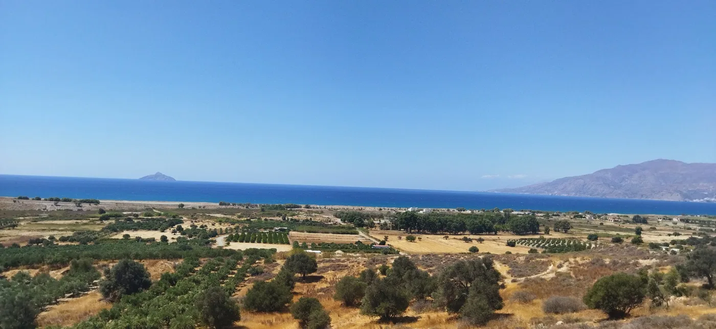 Seafront 15,250 m² Land for Sale in Tympaki, Faistos