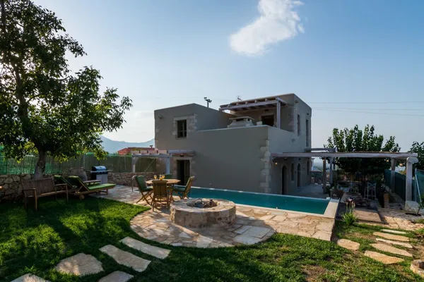 Three-Bedroom Sea View Apartment for Rent in Kastellos, Apokoronas