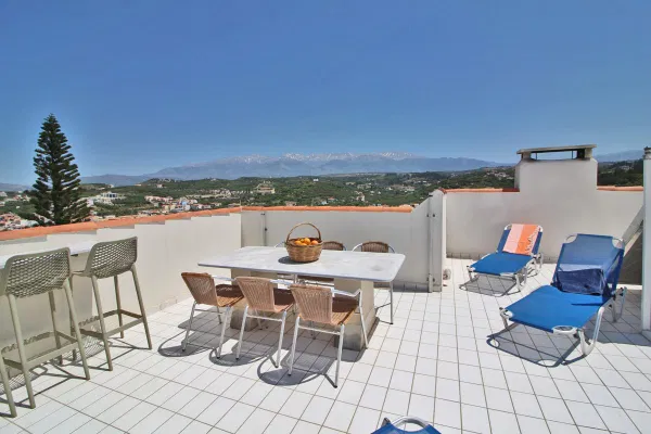 Sea View 198 m² Villa with Six Bedrooms for Sale in Almyrida, Apokoronas — photo 2