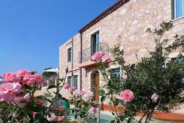 130 m² Villa with Three Bedrooms for Rent in Askifou, Sfakia