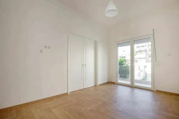 93 m² Three-Bedroom Apartment for Sale in Sepolia, Athens Center — photo 4
