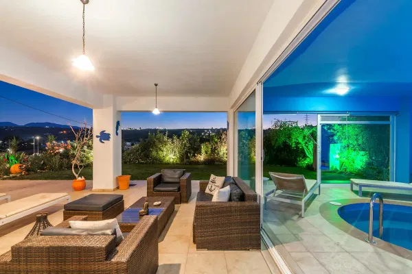 400 m² Villa with Five Bedrooms for Sale in Heraklion — photo 5