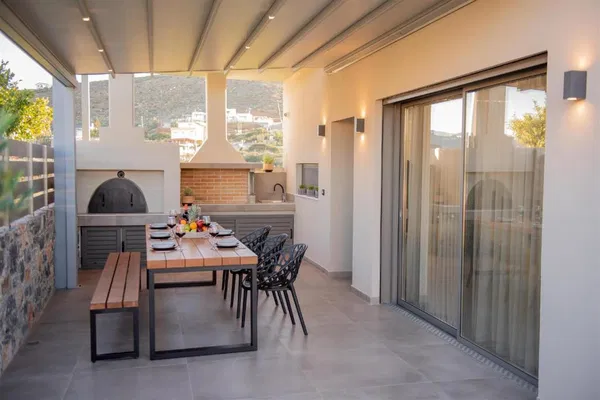Seafront Two-Bedroom Villa for Sale in Agia Pelagia, Malevizi — photo 5