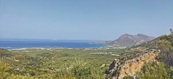 12,460 m² Plot for Sale in Kissamos, Chania