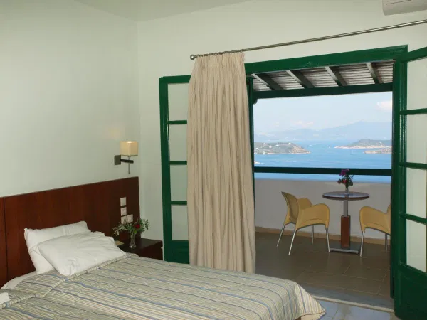 899 m² Sea-View Hotel for Sale in Skiathos, Sporades Islands — photo 5