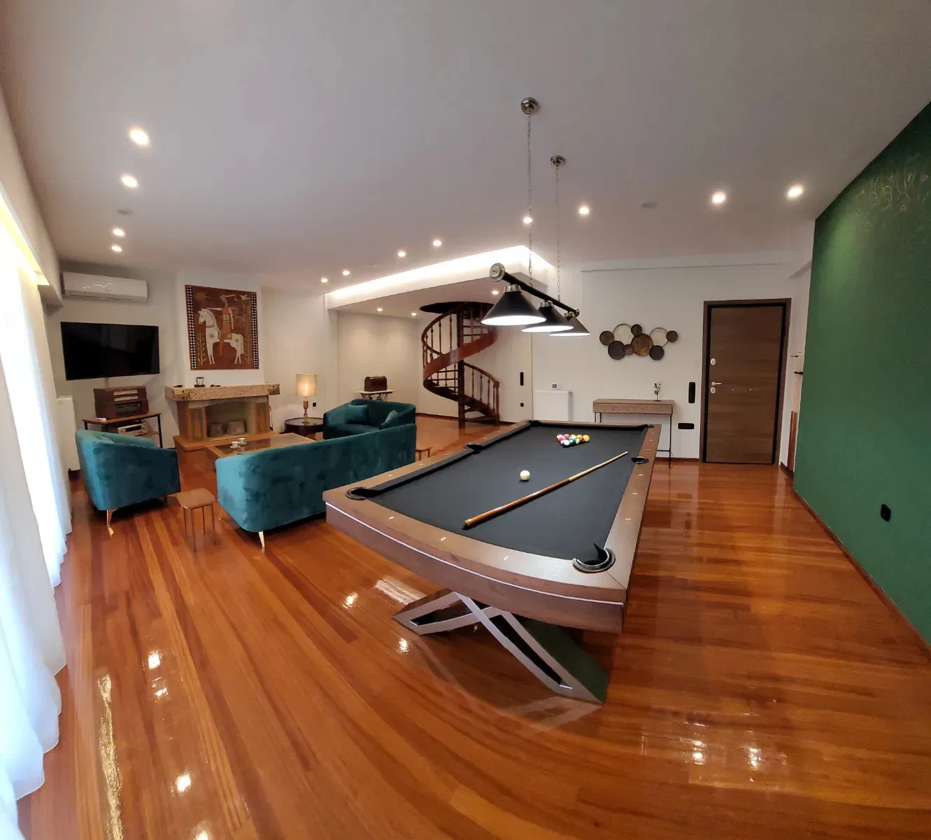 138 m² Apartment with Three Bedrooms for Sale in Goudi, Athens Center