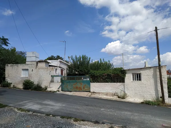 365 m² Plot of Land for Sale in Paiania, Athens Eastern Suburbs