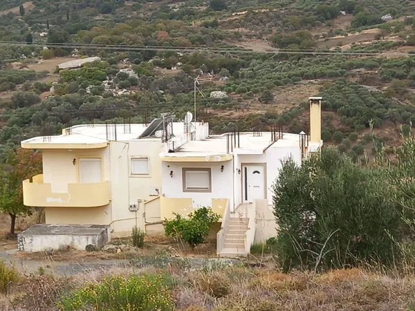 115 m² Three-Bedroom Villa for Sale in Heraklion