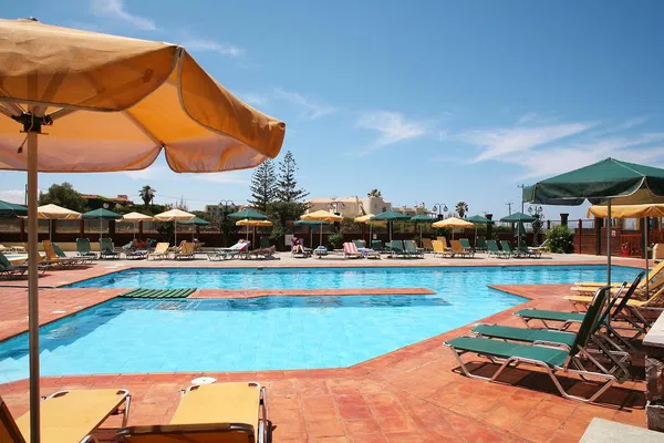 Sea View Hotel for Sale in Heraklion — photo 2