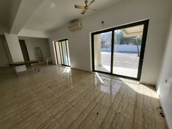 1250 m² Building for Sale in Chania — photo 4