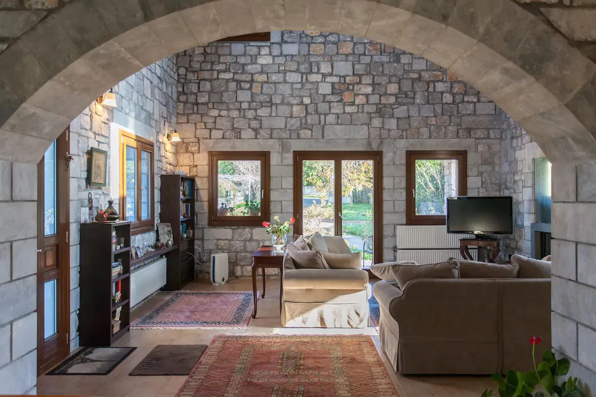 Three-Bedroom Villa for Sale in Alikianos, Platanias