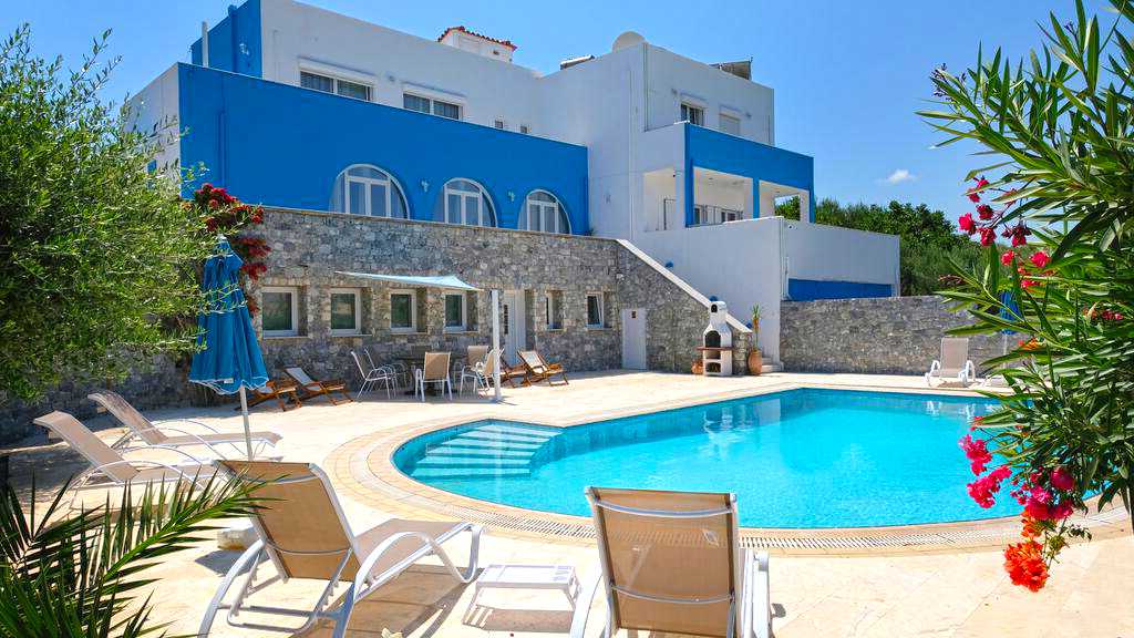Six-Bedroom Sea-View Villa for Sale in Rethymnon