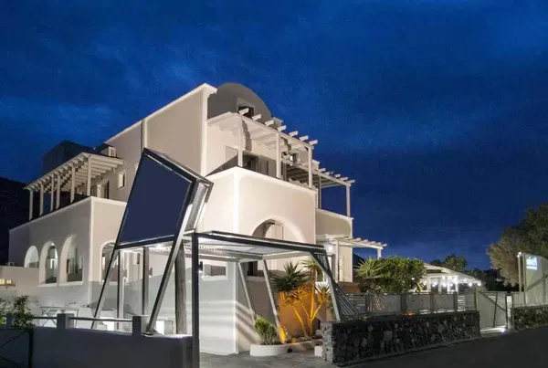 345 m² Hotel for Sale in Santorini, Cyclades